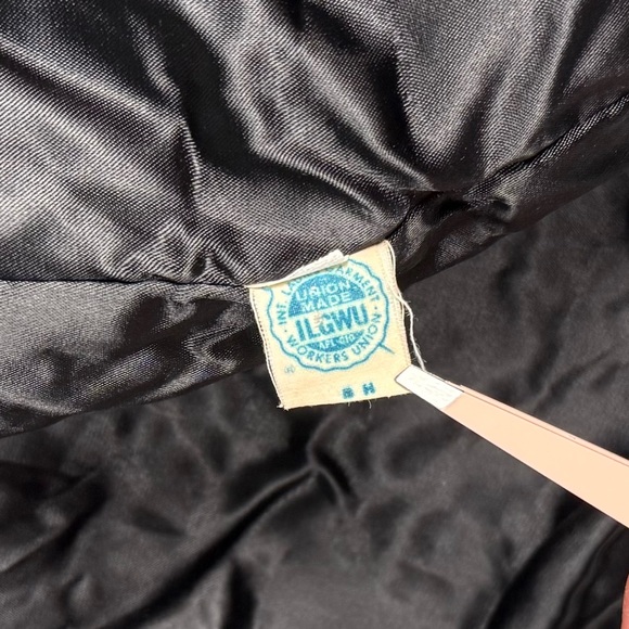 Vintage Union Made ILGWU Black Sequin Cropped Bolero Jacket w/ Frog Closure - Picture 13 of 16